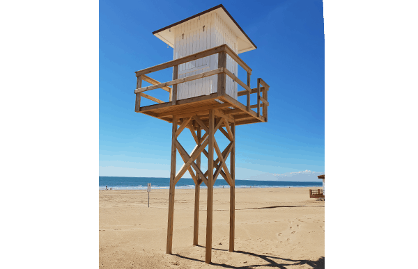 Torre de vigilancia en blanco